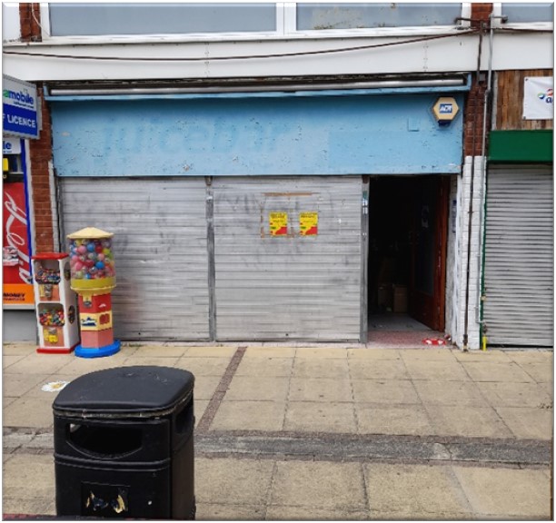 Picture of the Alton Arts Hub premises when it was a vacant unit.